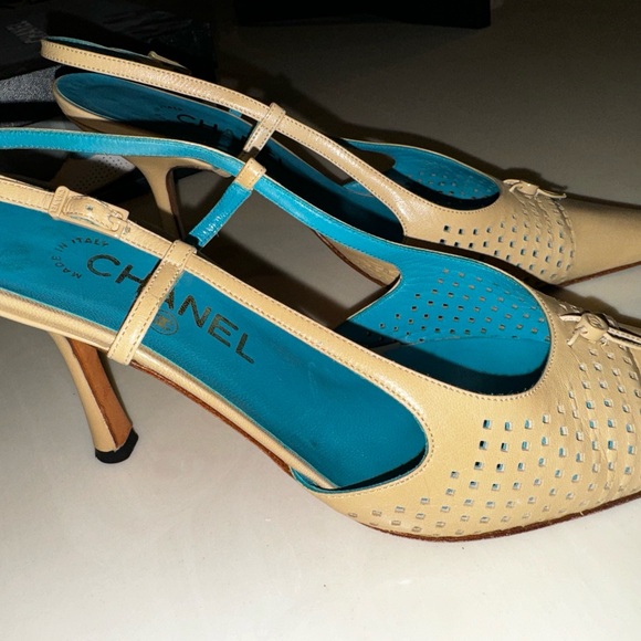 Chanel Beige Women's Slingback Heels - Picture 2 of 5